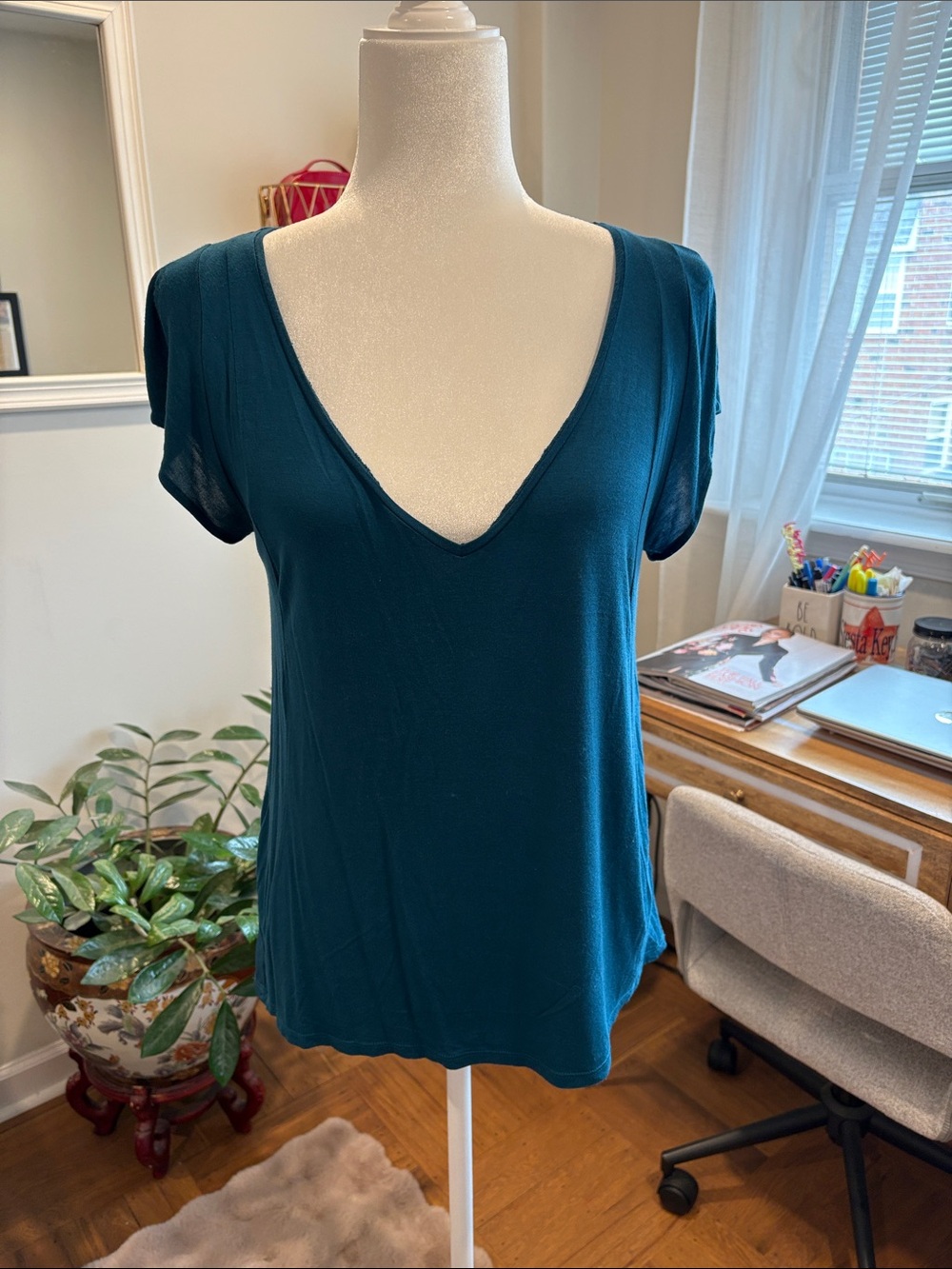 Deletta Teal V-Neck Short Sleeve Tee